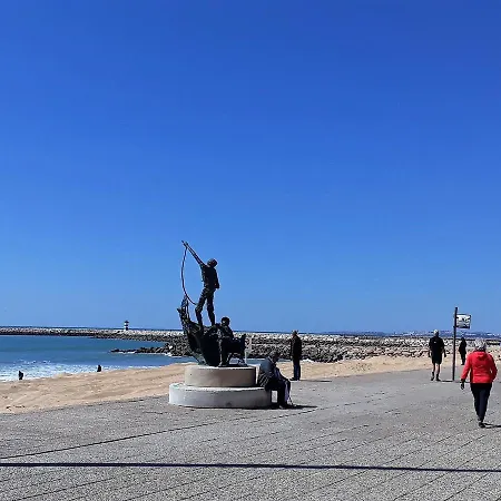 Mamamia Ac&vista Magnifica * Quarteira